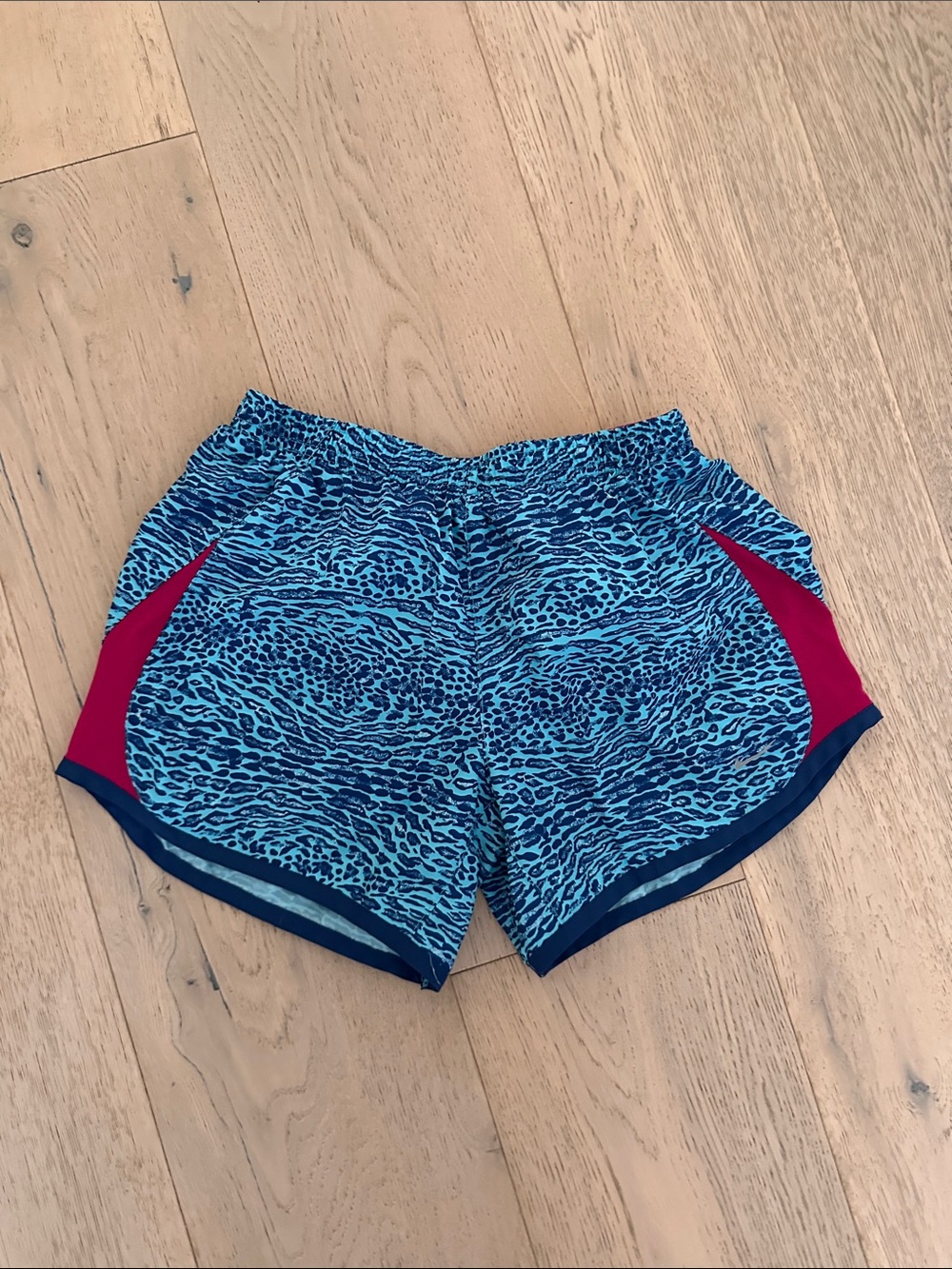 Girls Nike large shorts